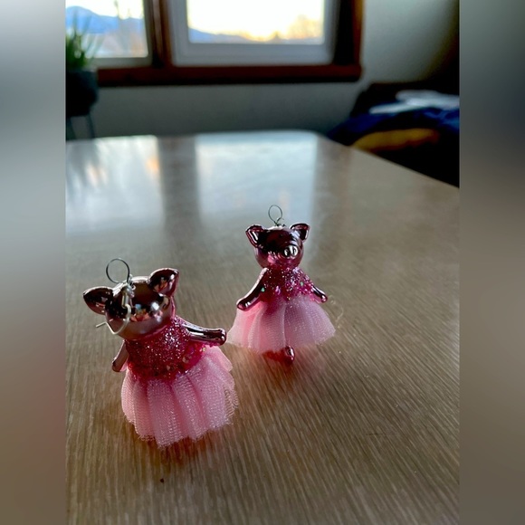 PINK BALLERINA PIG EARRINGS - Picture 6 of 6